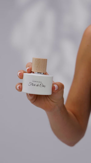 Parfum „Elixir Floral Flori de Cireș”