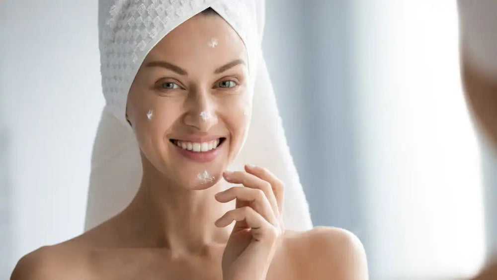 Acizii AHA: beneficii și mod de utilizare pentru a îmbunătăți aspectul pielii