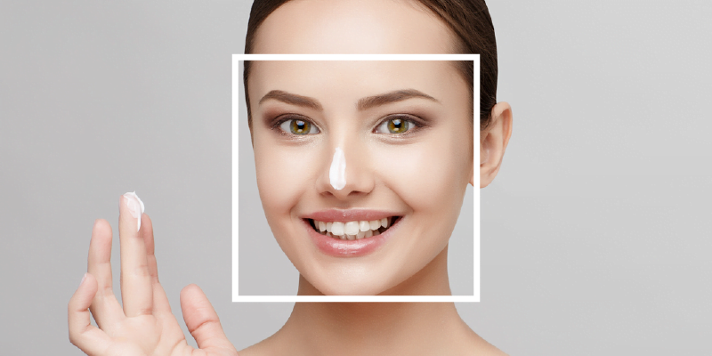 Ceramide vegetale - un ingredient cosmetic natural care reface pielea deshidratată
