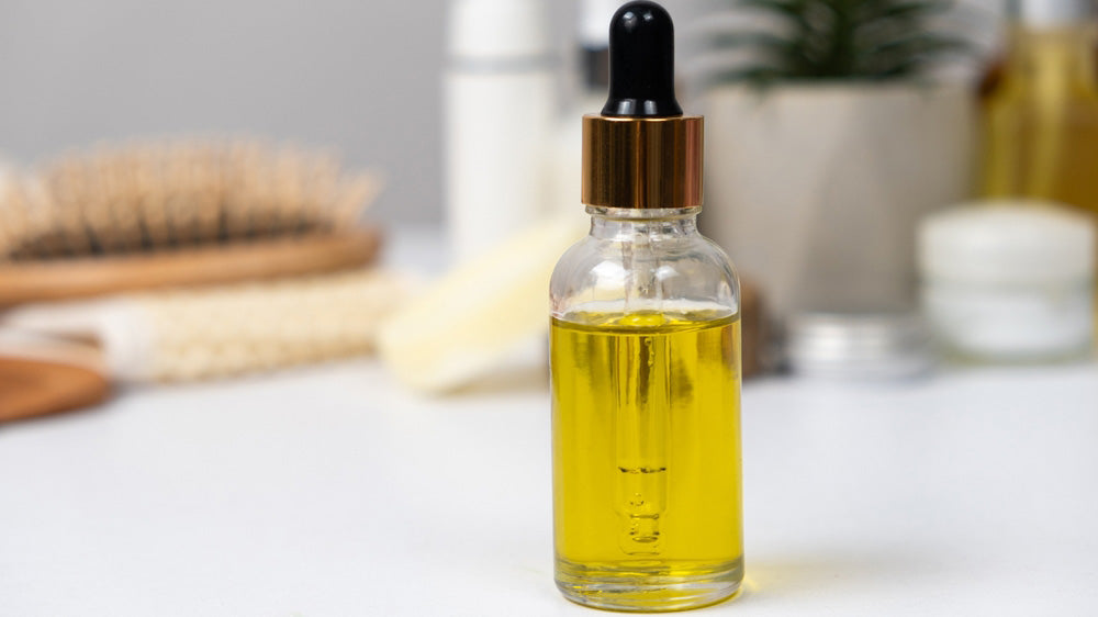 Uleiul de jojoba: proprietăți și utilizări în îngrijirea pielii și părului