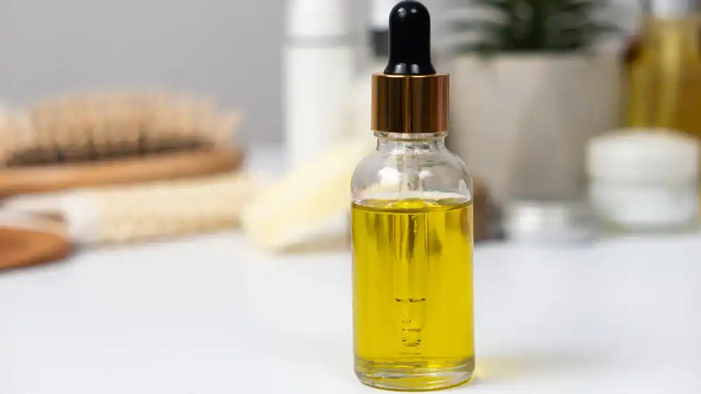Uleiul de jojoba: proprietăți și utilizări în îngrijirea pielii și părului
